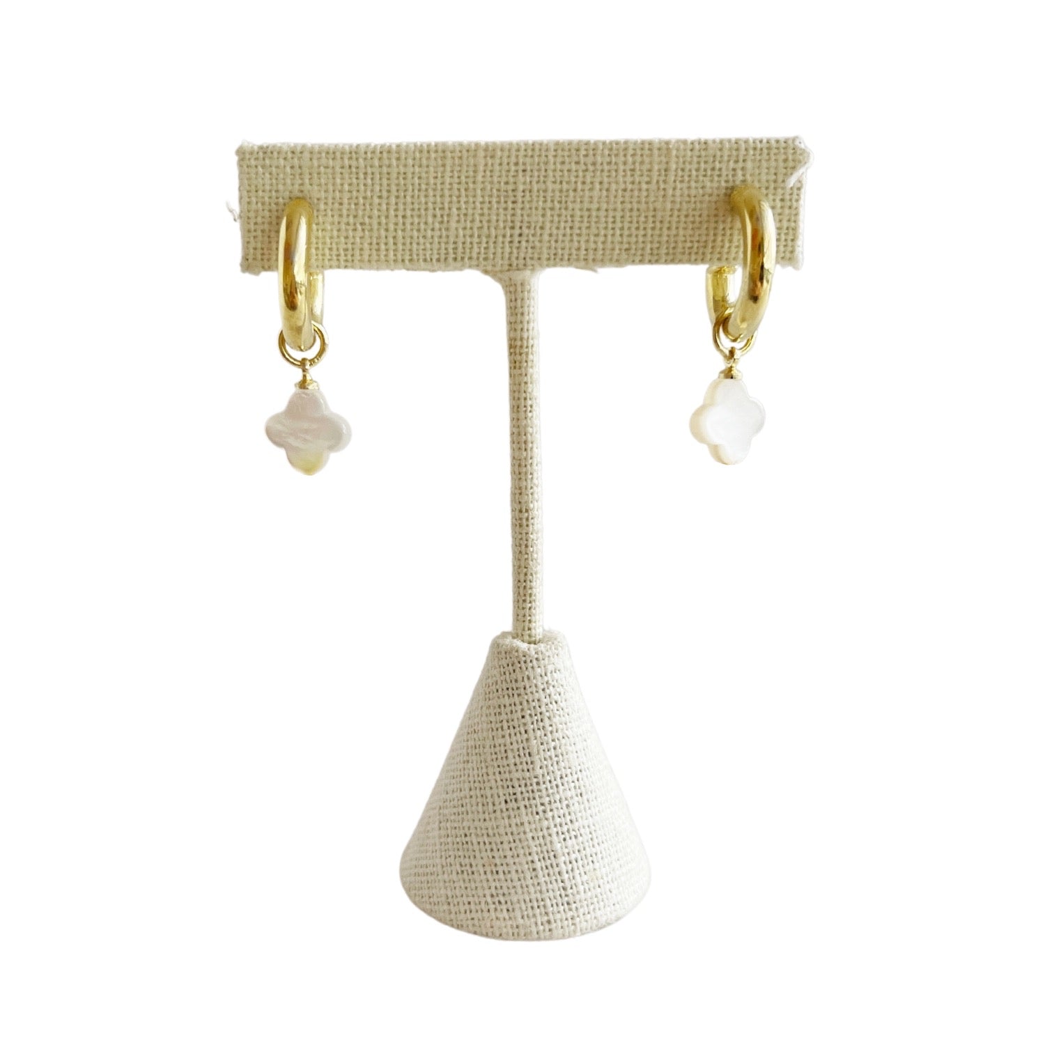 Hadley Earring, White Quatrefoil