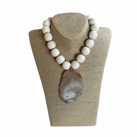 Lara Necklace, White and Agate, I