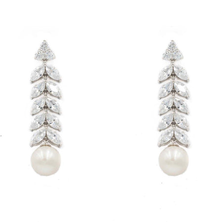 Liza Earring, Pearl, Extended